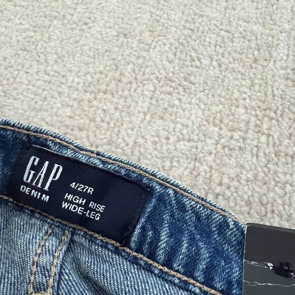 NWT Gap High Rise Wide Leg Blue Jeans 4/27R - Picture 2 of 11